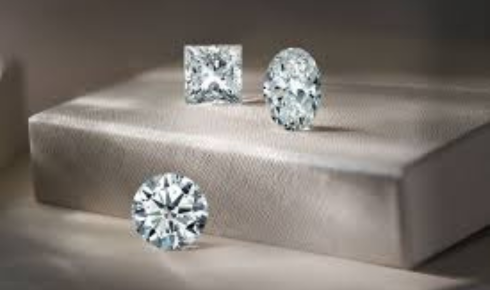 Sharp and Stunning: The Bold Geometry of the Princess Cut